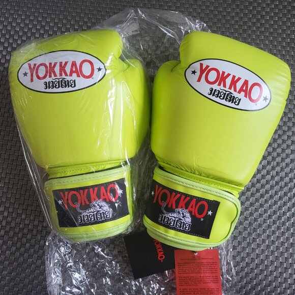"YOKKAO" - Boxing Gloves 10oz / Unisex / 100% Genuine Cowhide Leather - Picture 3 of 12